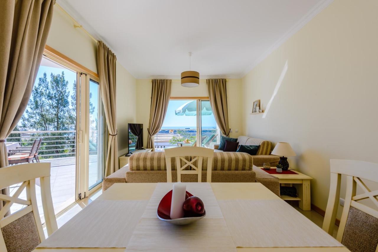 Bnb Homes Ocean View Apartment With Huge Sunny Terrace, 2 Swimming Pools & Tennis Court Албуфейра Экстерьер фото